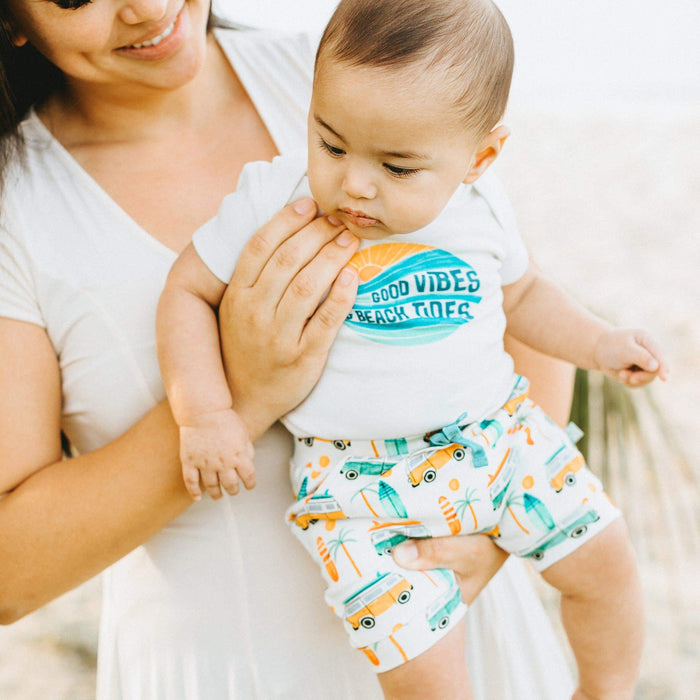 Baby graphic bodysuit | good vibes finn + emma