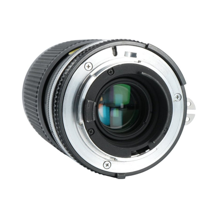 Nikon Nikkor F 35-105mm f/3.5-4.5 Manual-Focus SLR Lens