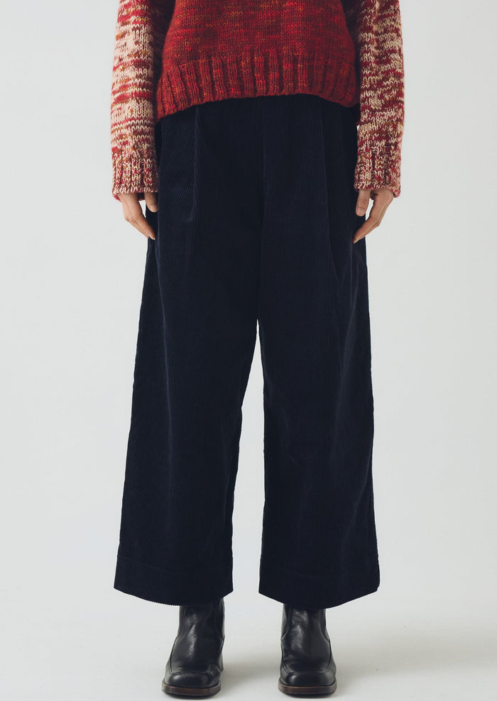 Organic Cord Pleat Front Trousers | Midnight
