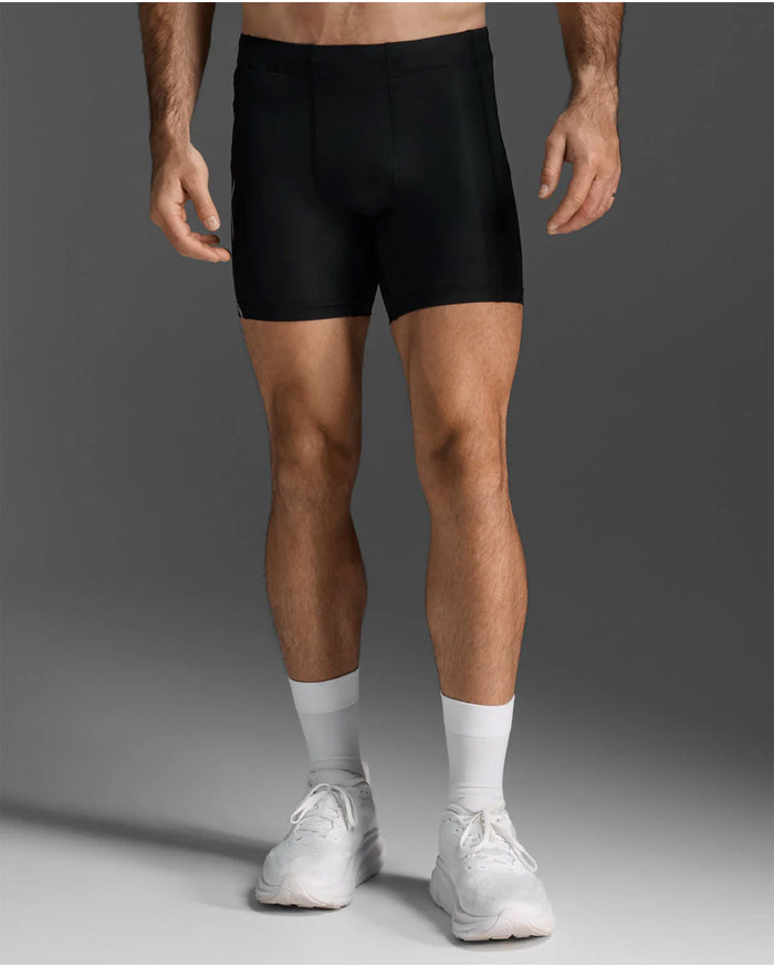 2XU Men's 1/2 Compression Short - MA4508B (BLK/SIL)