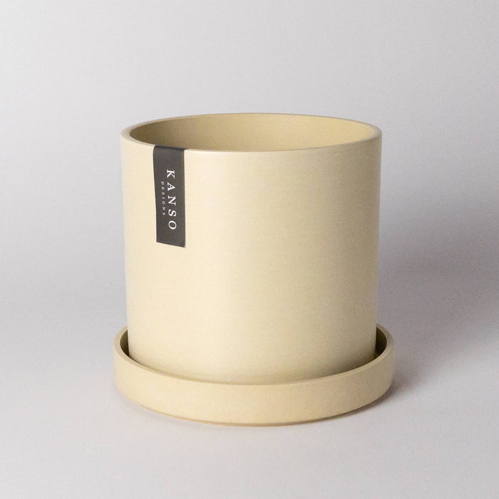 7" & 4" Signature Planters & Saucer | Earth Tones: Tatami Sand / 7" Only