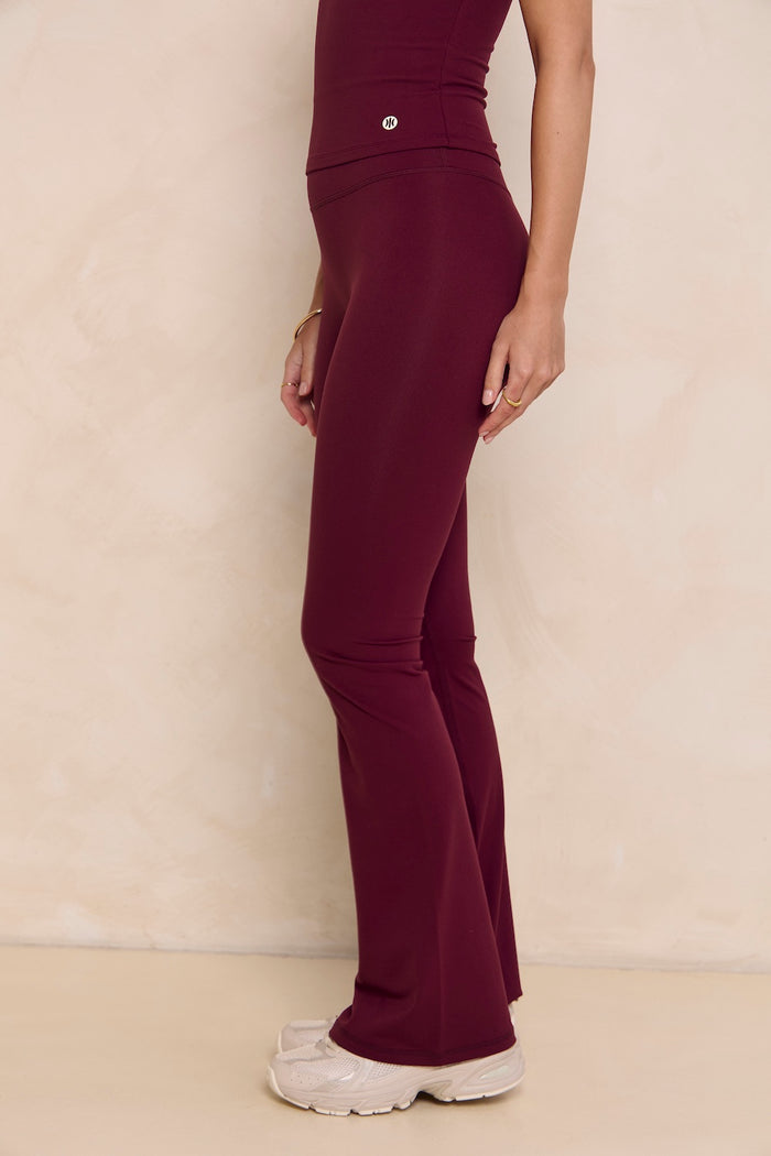 Astoria Airvíve Flare Legging - Burgundy
