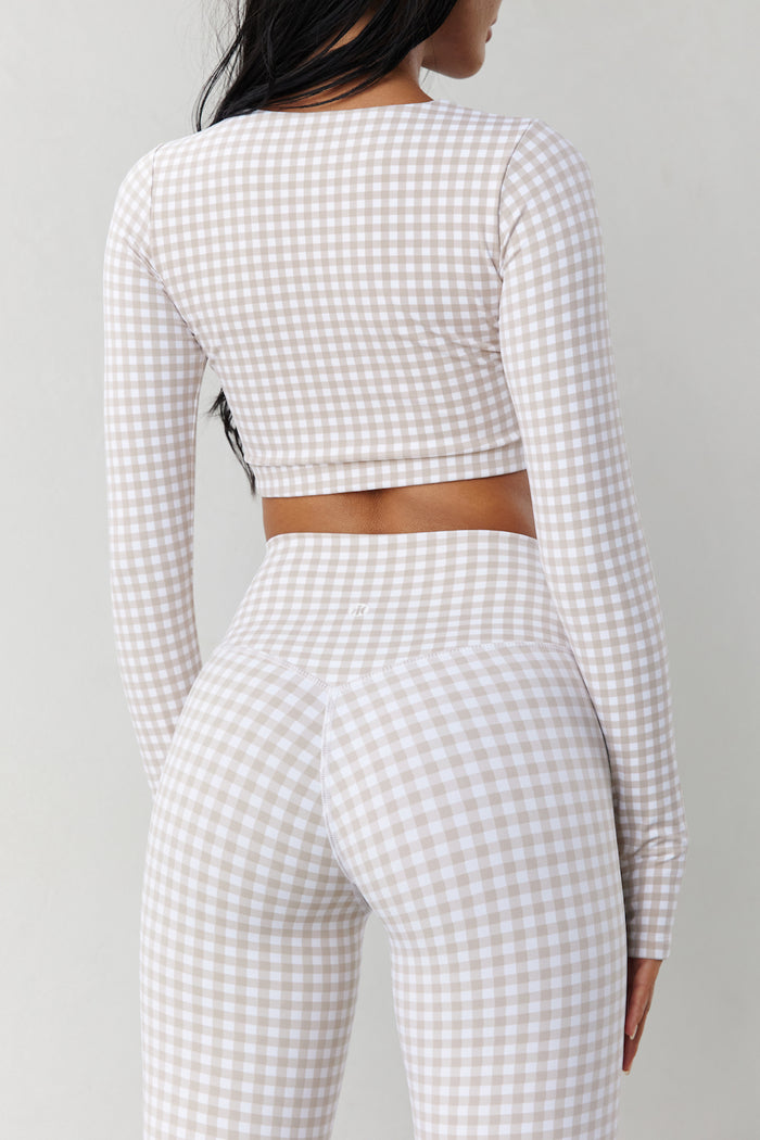 Astoria LUXE BALANCE Staple Sleeved Crop - Beige Gingham