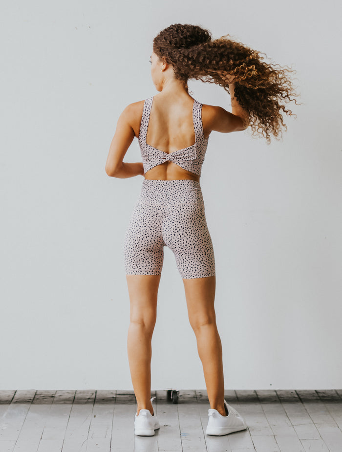 Astoria LUXE IGNITE Short - Beige Speckle