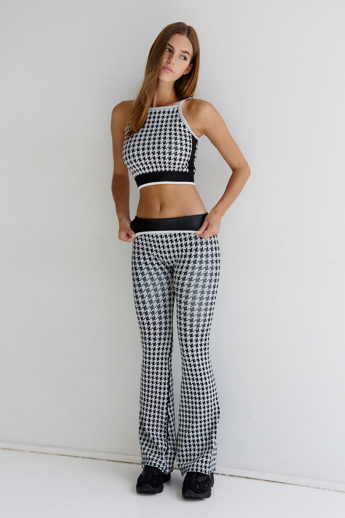 Astoria Seamless Knit Flare - Black/Grey Houndstooth