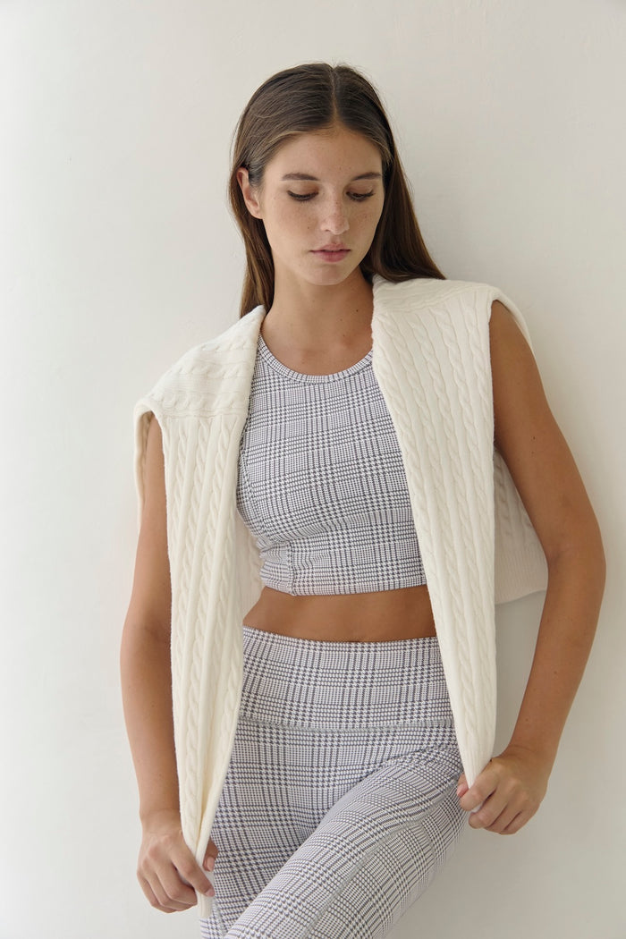 Cable Knit Pullover - Cream