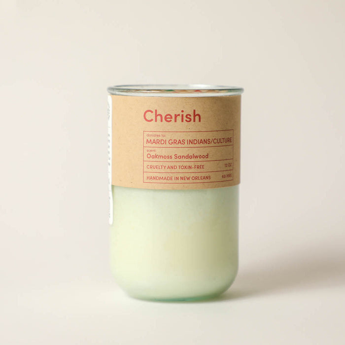 Cherish Candle - light, refreshing Oak Moss Sandalwood Scent