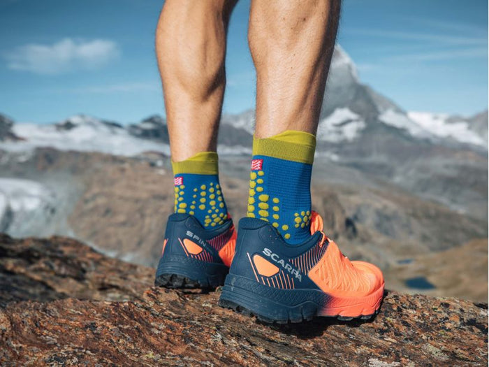 Compressport Unisex Pro Racing Socks v3.0 Trail Blue Lime - PRSV3-TR_513