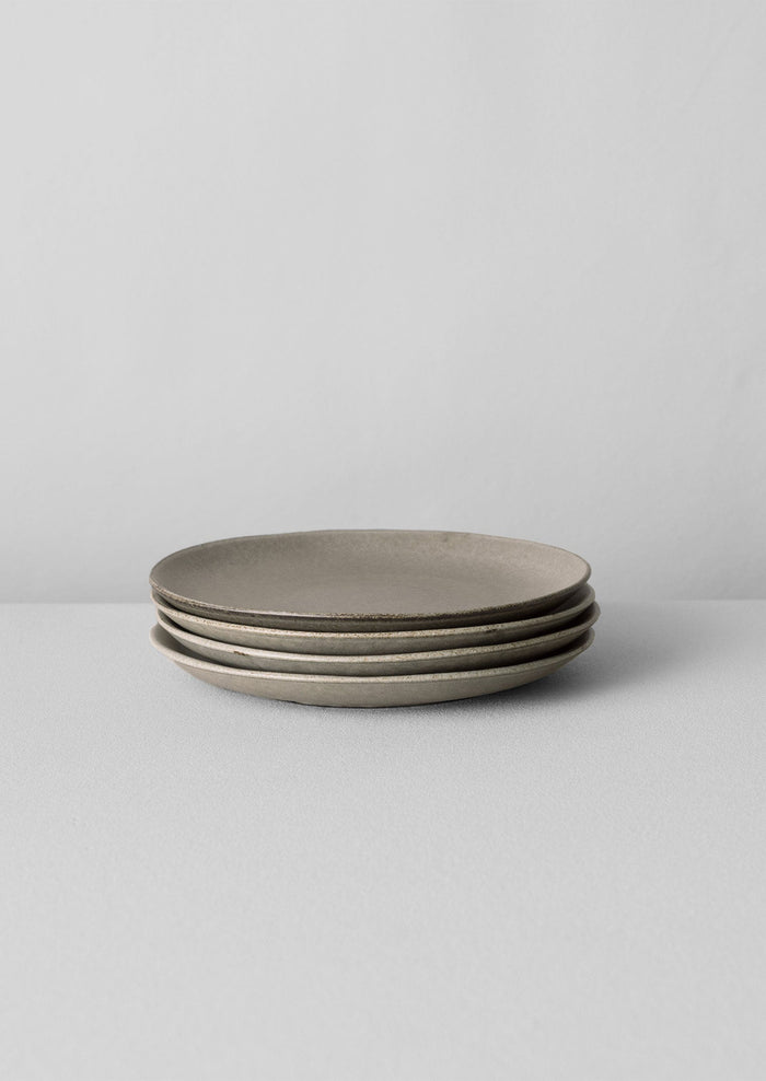 Cove Stoneware Dinner Plate | Speckled Grey
