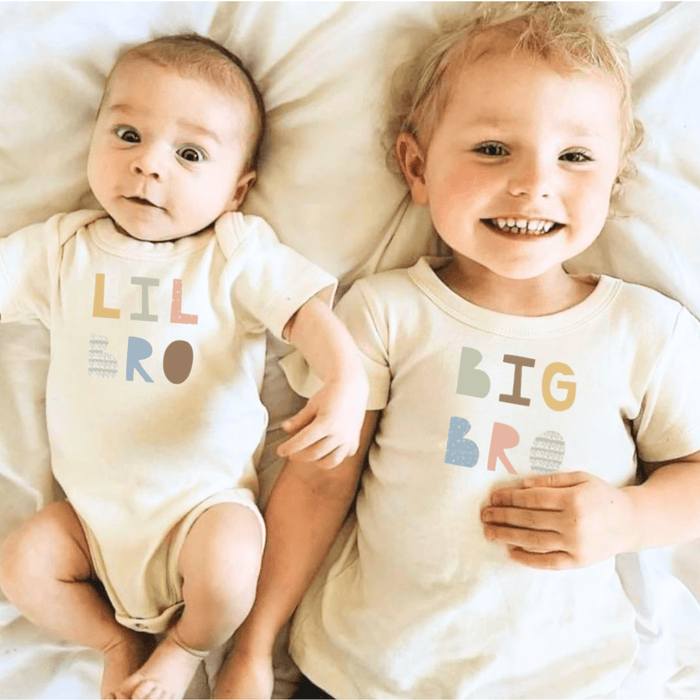Baby graphic bodysuit | lil bro - desert rose Finn + Emma
