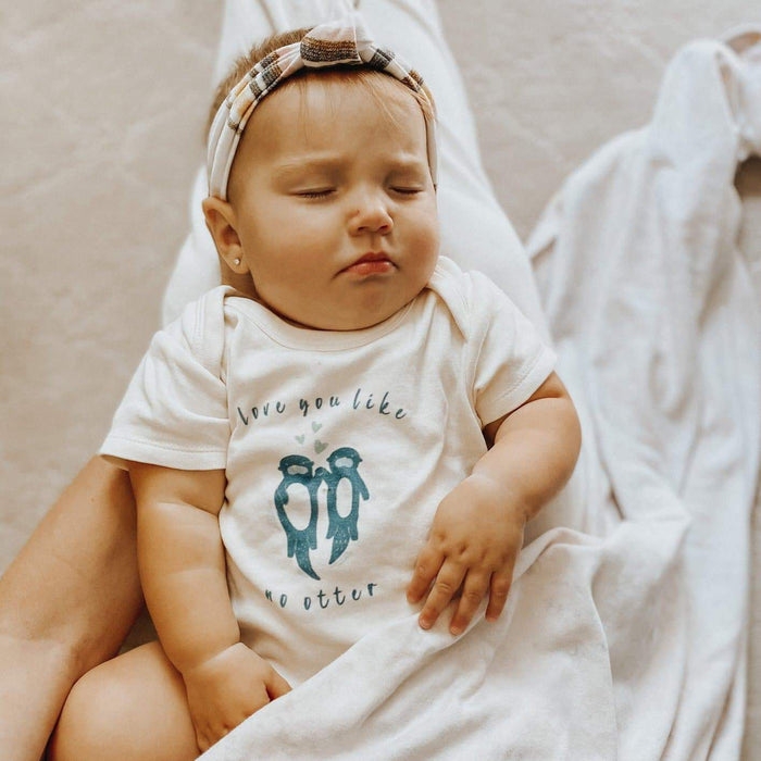 Baby graphic bodysuit | love you like no otter finn + emma