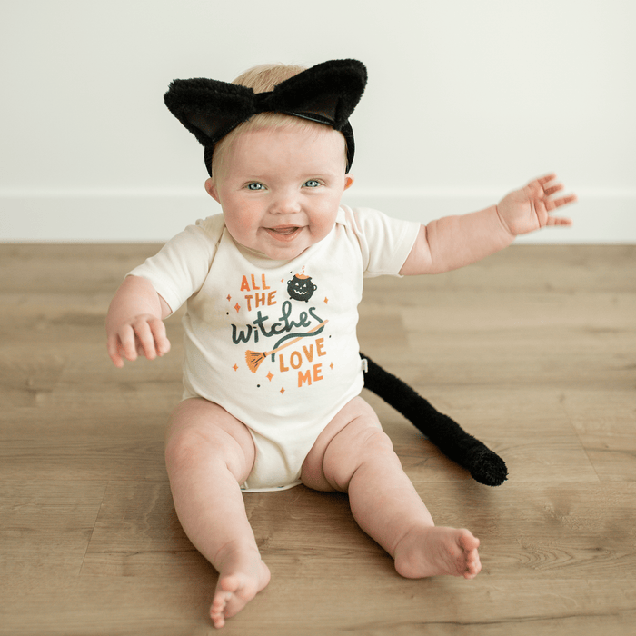 Baby graphic bodysuit | witches love me finn + emma
