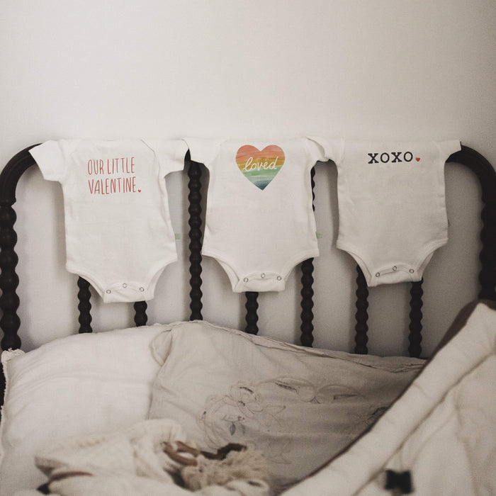 Baby graphic bodysuit | xoxo finn + emma
