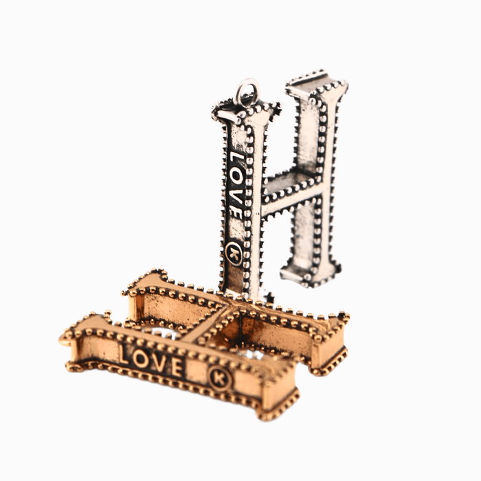 H / Antique Gold