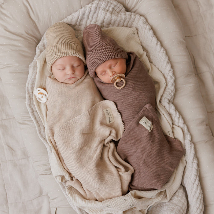 Baby Luxe Collection 100% Organic Cotton Luxury Knit Baby Blanket + Hat Set with Gift Box Bleu La La