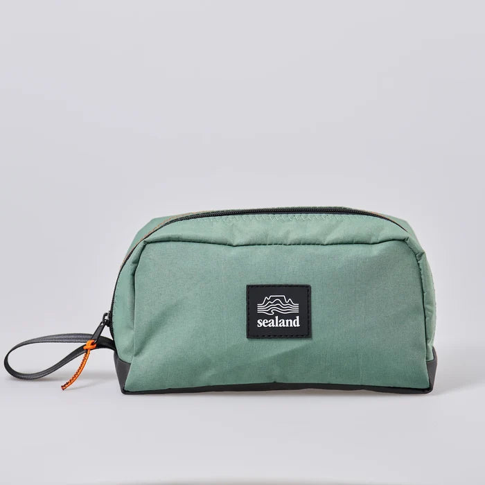 MajiTex Toastie Storage Bag - Green toiletry/multipurpose bag with 'Sealand' logo
