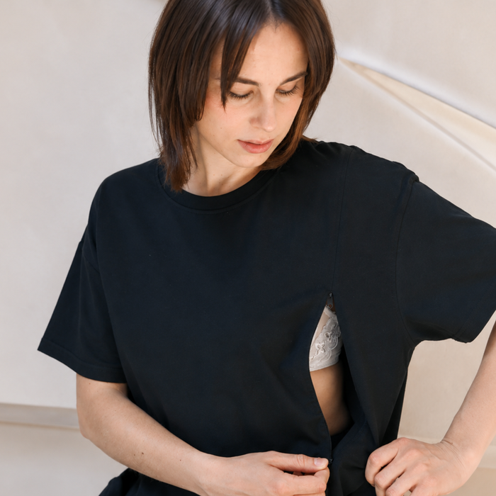 Oversized Breastfeeding Tee Black