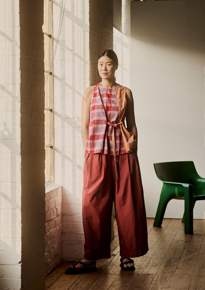 Pleated Cotton Poplin Pull On Trousers | Brick