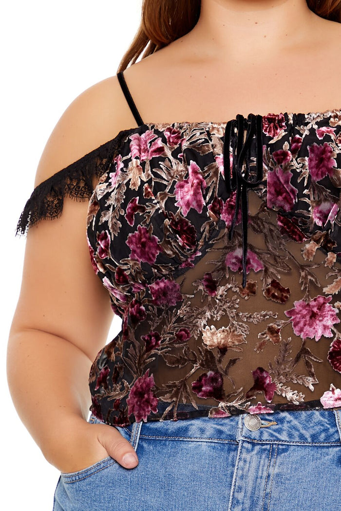 Plus Size Eyelash Lace-Trim Floral Crop Top