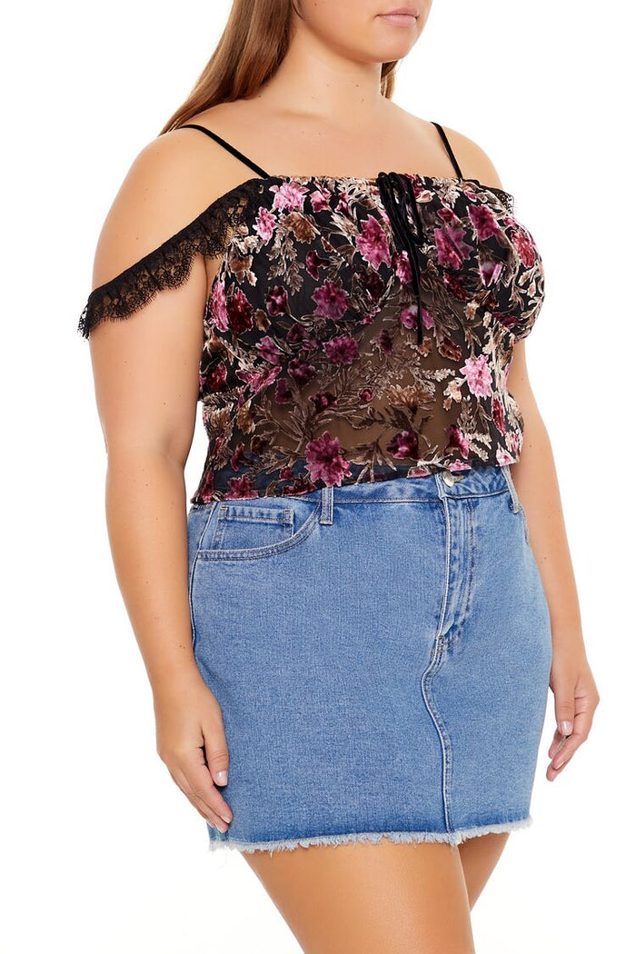 Plus Size Eyelash Lace-Trim Floral Crop Top