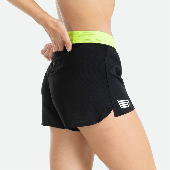 Pressio Women's Arahi 3'' Short