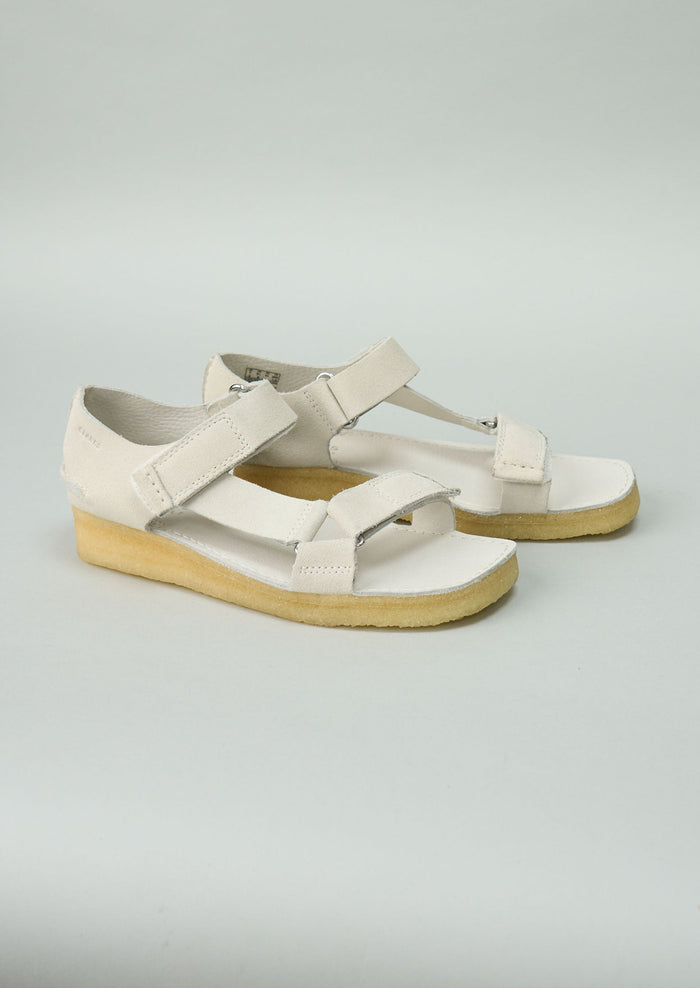 Reworn Clarks Wallabee Sandals Size 5 (355) | Off White