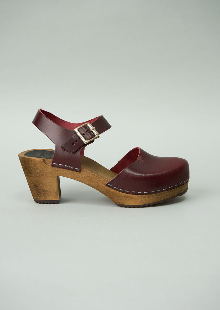 Reworn Kitty Clogs Heeled Clogs Size 41 (326) | Garnet