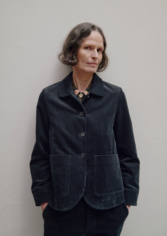 Round Collar Organic Cord Jacket | Anthracite