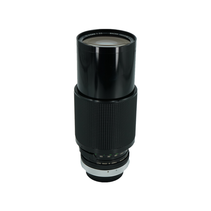 Vivitar Series 1 70-210mm f/3.5 Macro Focusing SLR Lens For Canon Breech-lock FD-Mount