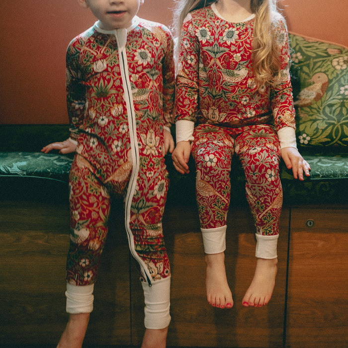William Morris Children's PJ Set Strawberry Thief Red