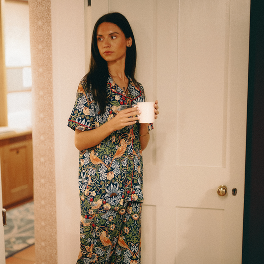 William Morris Ladies Pyjamas Set Strawberry Thief Navy Blue