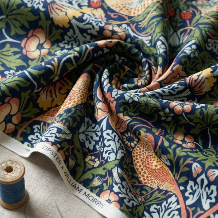 William Morris ZIPSTER™ Strawberry Thief Navy Blue