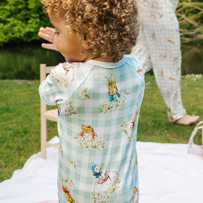 ZIPSTER™ Peter Rabbit Hill Top Friends